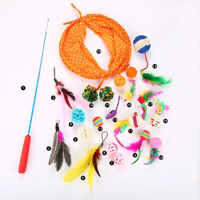 20 boules de souris de souris de poissons de Cat Toys Kitten Toys Assorted Cat Tunnel Feather Teaser Wand de PCs et jouets pelucheux de Bells pour le chat