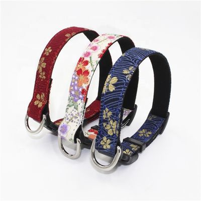 Harnais imprimé de laisse de collier de Sakura Suede Substrate Puppy Dog réglé avec le style japonais de clips D
