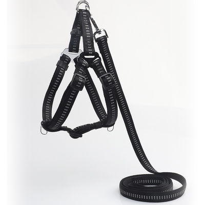 Aucun absorbant de traction ne glissent non l'ensemble réglable réfléchi de collier de laisse de harnais de chien en nylon