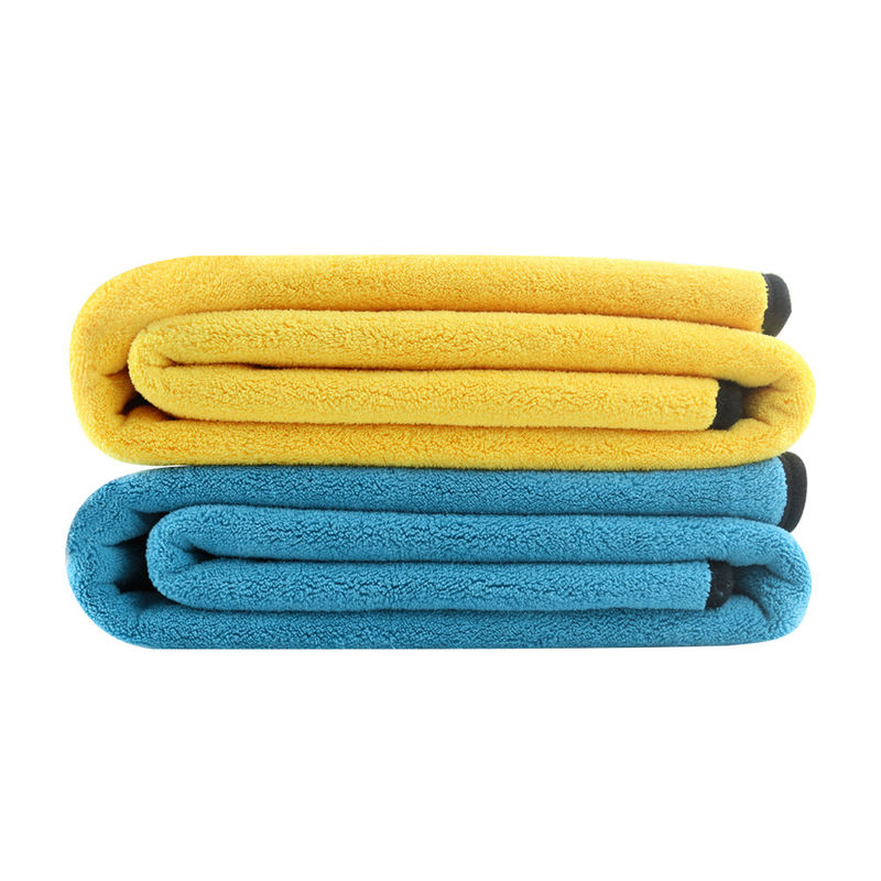 la fibre absorbante superbe épaississent la serviette de peignoir de chien d'hiver avec des poches pour de grands chiens à séchage rapide