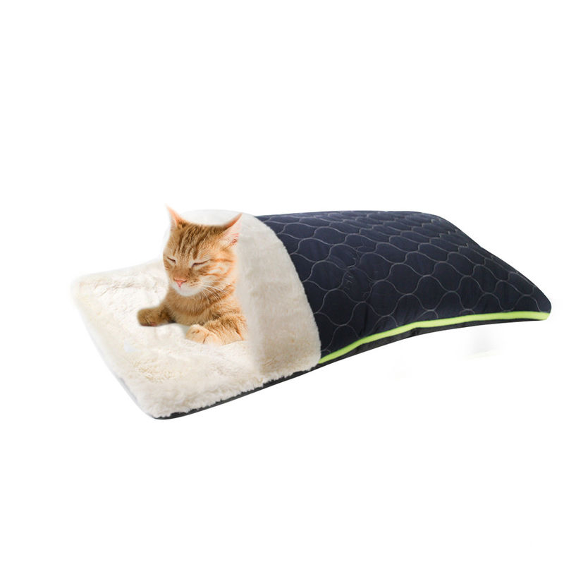 Lit respirable de chien d'édredon de forme d'animal familier de lit d'enveloppe de peluche de lit durable à la mode unique de chat, caverne de chat