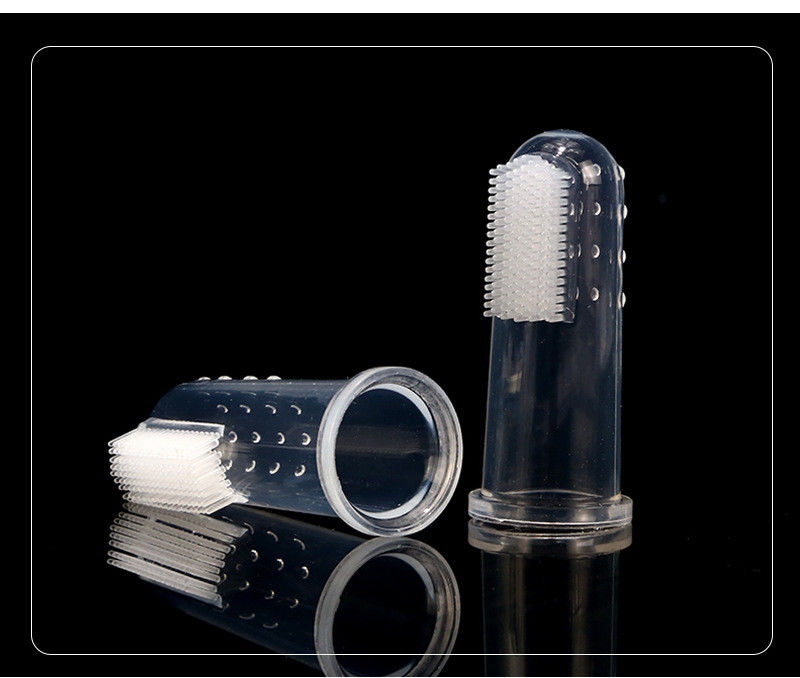 Dents de nettoyage d'outil de chien de silicone de poil nettoyant la brosse à dents orale d'animal familier de doigt de soin de chien