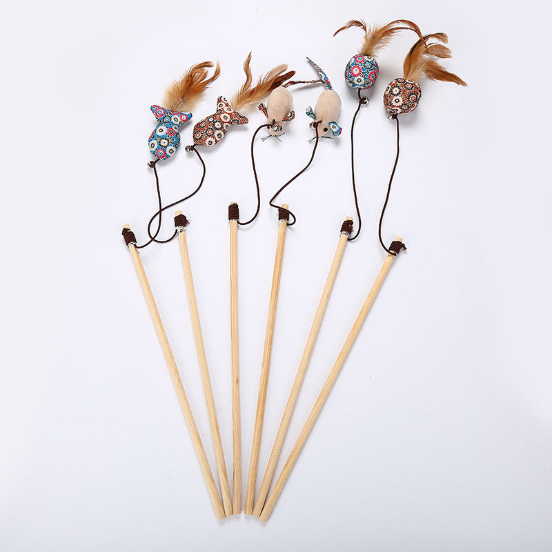 Cat Pet Toys Teaser Stick formée par poulet avec les jouets en bois de plume pour des chats