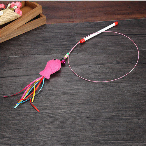 Plume drôle interactive Bell de fil d'acier de Cat Teaser Stick Pack With de poissons