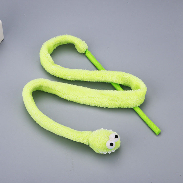 Baguette magique durable mignonne 31g de peluche de Cat Toy Teaser Snake Shape Kitten