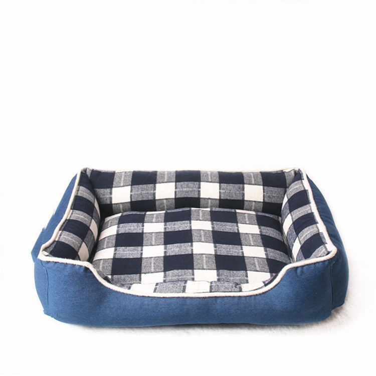 Lit d'intérieur mou chaud de chien de confort de nid de chenil de Chambre du tapis 740g de chien de place de trellis