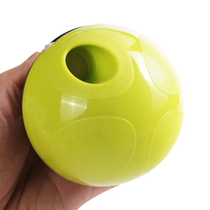 L'animal familier interactif de chien joue la boule automatique de Leakage Food Dispensing de culbuteur