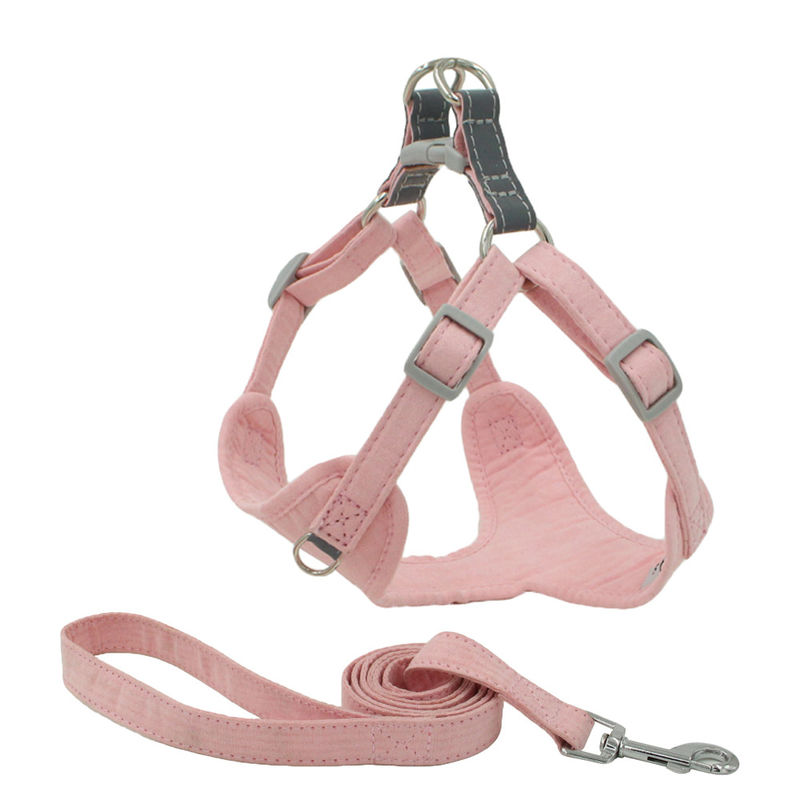 Le harnais réfléchi de laisse de collier de chien de coffre de tissu de suède a placé le harnais facile de chien de promenade