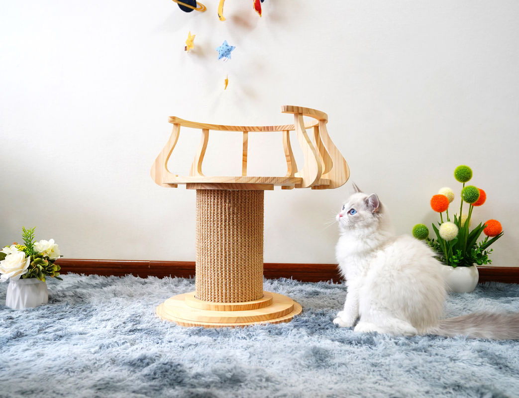 Tableau de éraflure en bois écologique L taille 72cm M 62cm de photo de Cat Climbing Tree Tower Cat