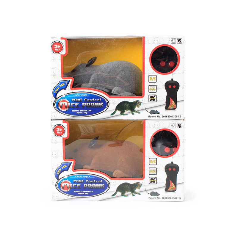 Le tour de cadeau de nouveauté jouant Cat Pet Toys Wireless Remote a commandé le jouet de rat