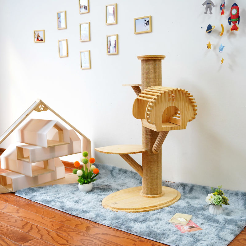 grande Cat Climbing Tree Cat Activity tour en bois solide de 123cm avec rayer des courriers