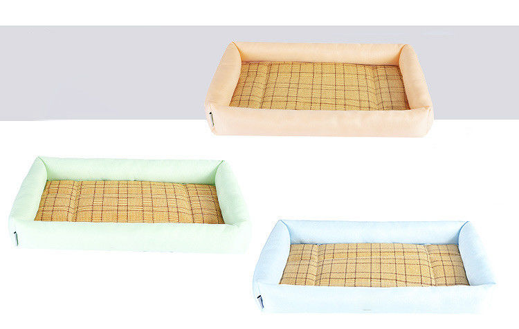 Lit de refroidissement de sommeil de chiot du lit 650g de Straw Bamboo Cozy Summer Dog