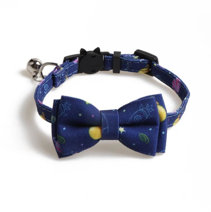 Animal familier réglable Cat Collar Breakaway avec le noeud papillon et la Bell mignons pour Kitty et quelques chiots