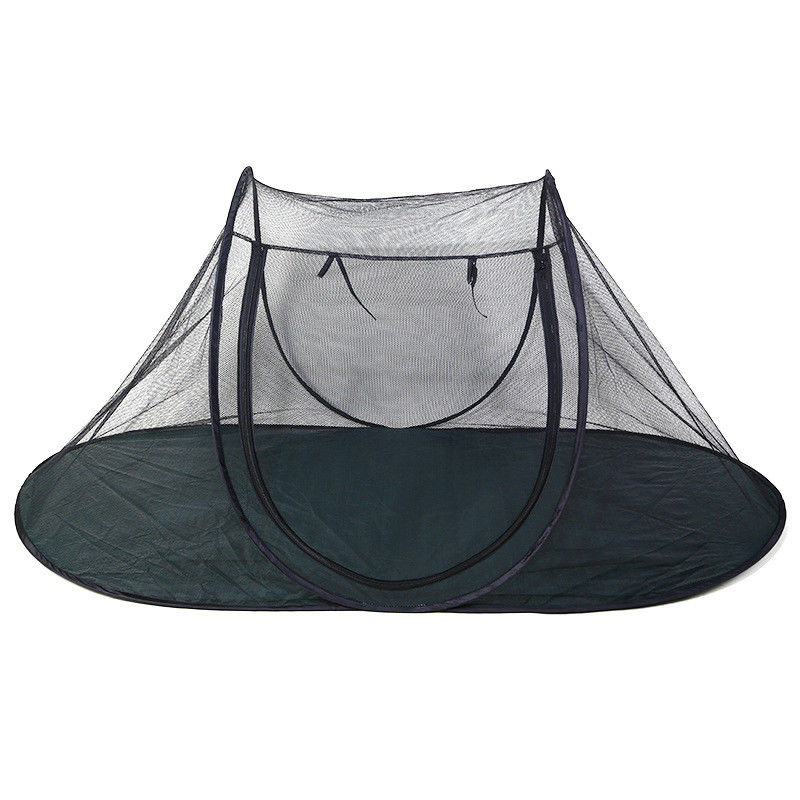 Chambre guidée de tente extérieure non déformable protégeant du vent pliante de chien pour la tente d'ombre de chien de nounours