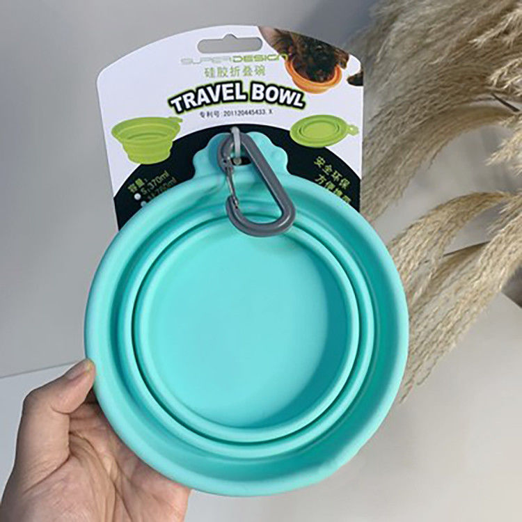 Cuvette pliante extérieure de l'eau de chien de silicone de vert de BB pour le déplacement de hausse de marche