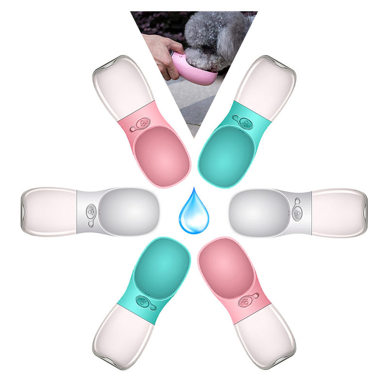 La bouteille d'eau pliable 550ml de chien de PC d'ABS choie le distributeur de l'eau pour le boire d'animal familier
